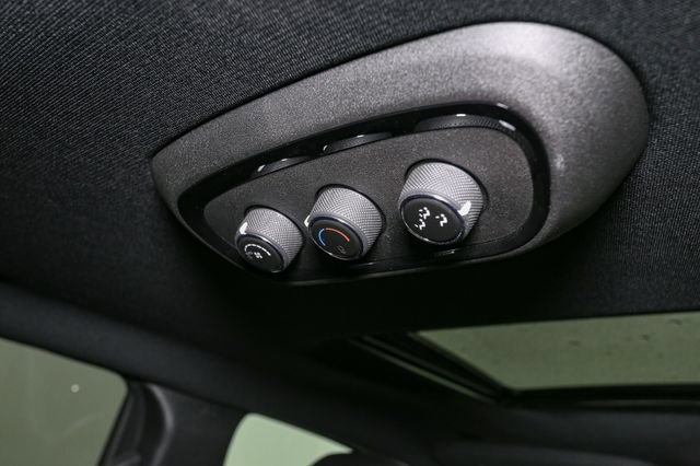 Used 2023 Dodge Durango R/T w/ Blacktop Package image 24