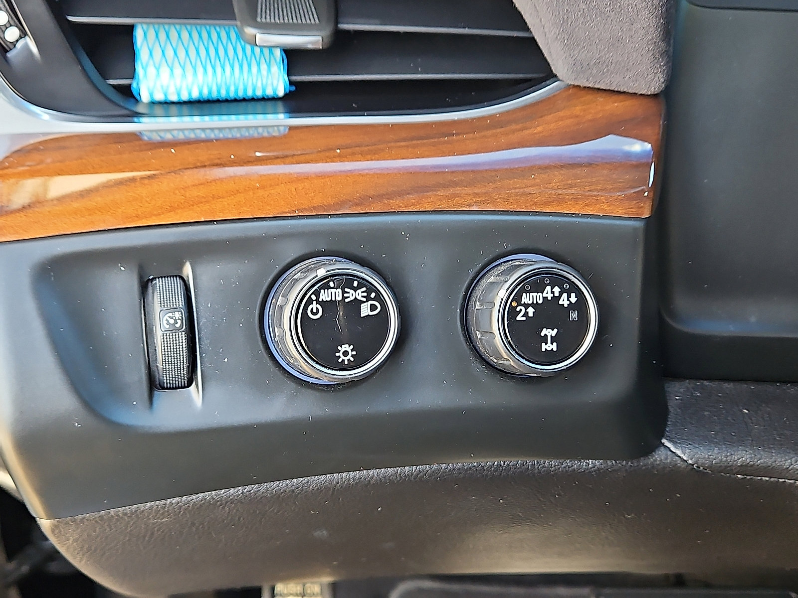 Used 2019 Cadillac Escalade ESV Luxury image 18