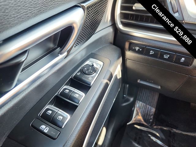 Used 2023 Kia Telluride EX w/ EX Captain's Chair Package image 35