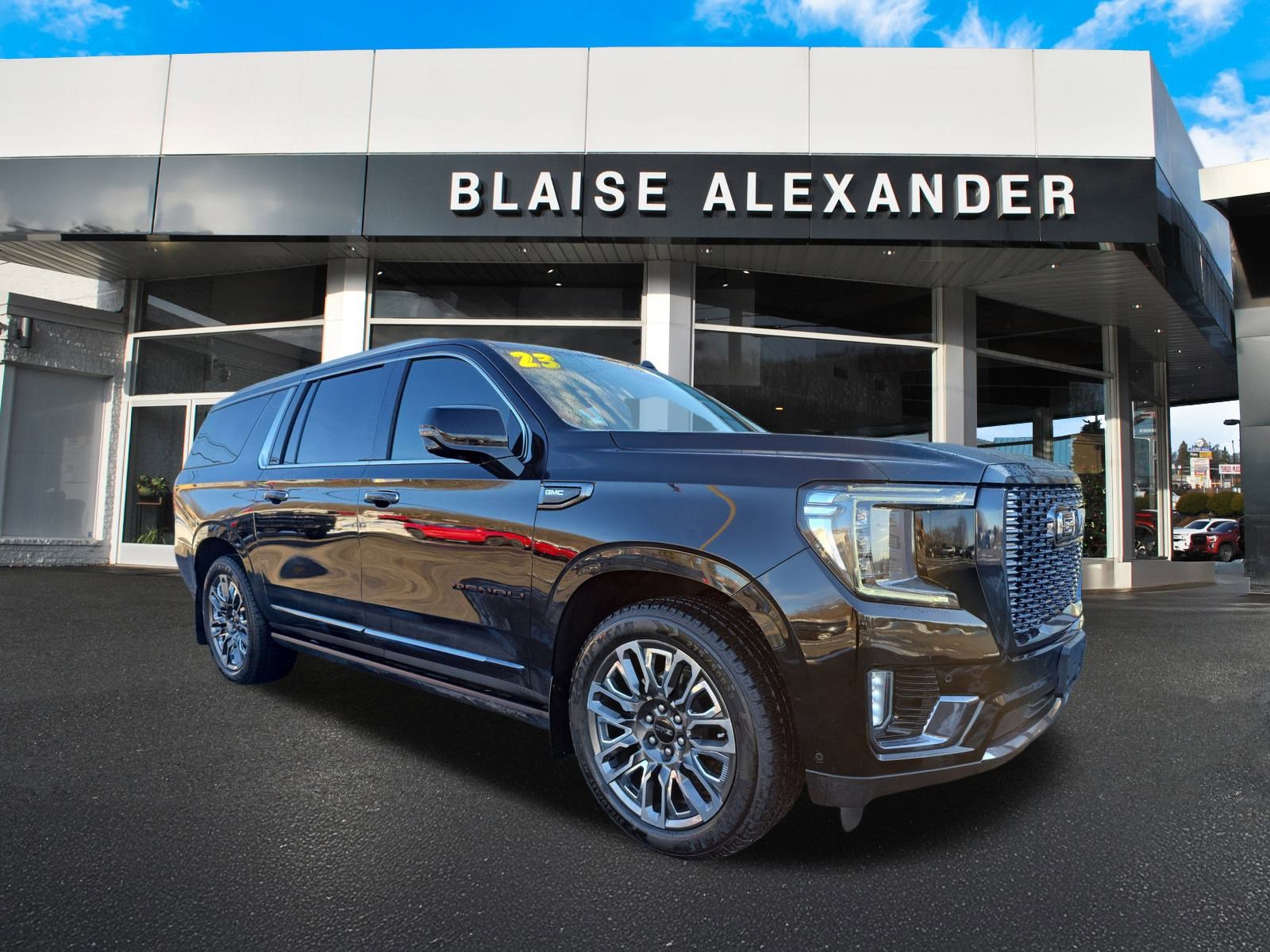 Used 2023 GMC Yukon XL Denali Ultimate