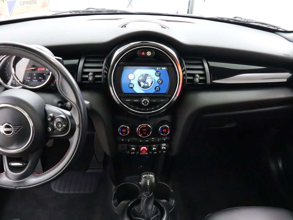 Used 2021 MINI Cooper S image 23