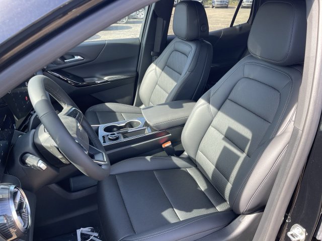 New 2027 Chevrolet Equinox LT w/ Convenience Package II AWD/4WD image 11