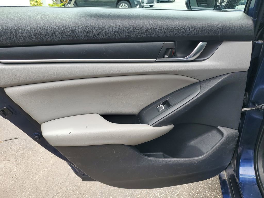 Used 2020 Honda Accord LX image 10