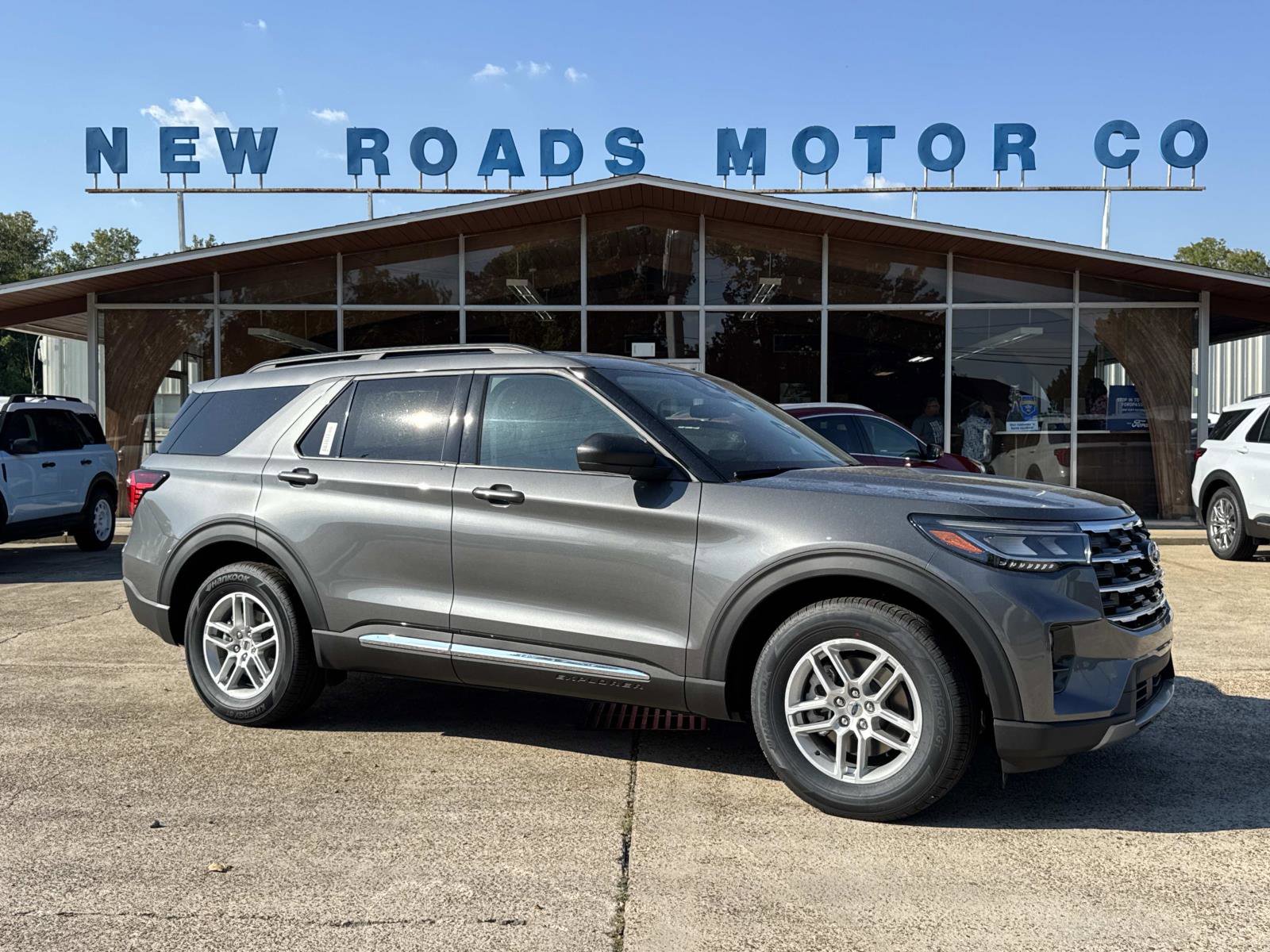 New 2025 Ford Explorer Active w/ Active Comfort Package