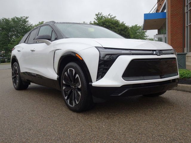 Certified 2025 Chevrolet Blazer EV RS image 29