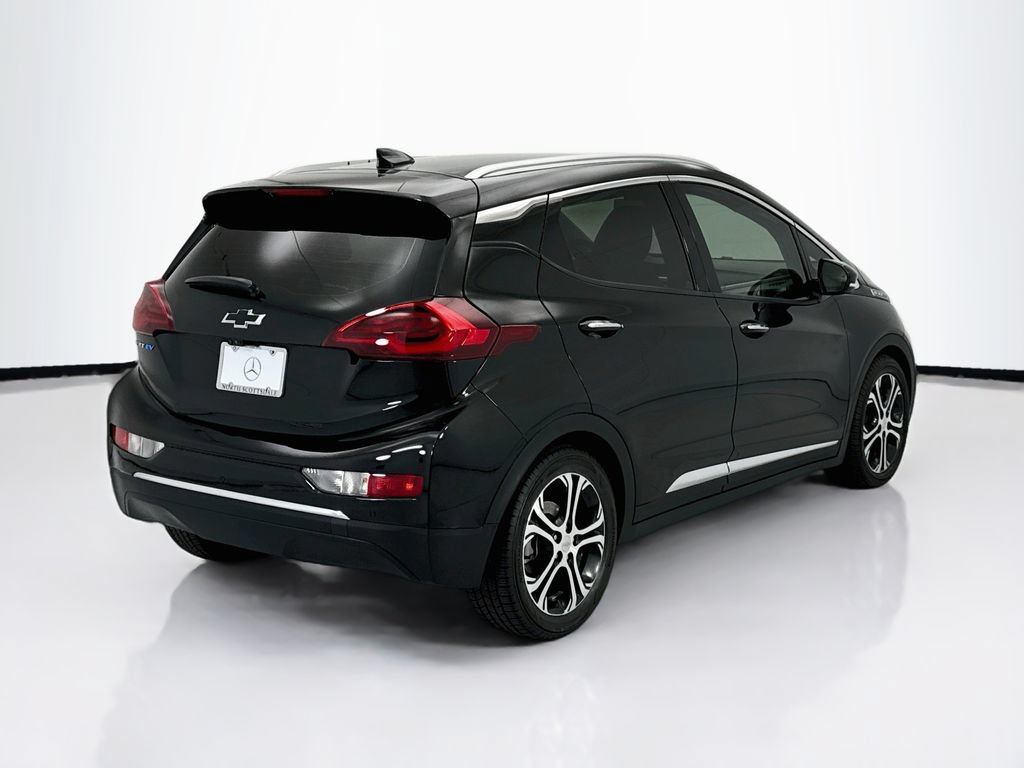 Used 2019 Chevrolet Bolt Premier w/ Infotainment Package FWD image 5