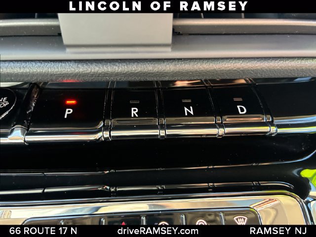 Certified 2023 Lincoln Corsair AWD image 22