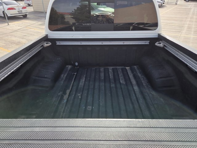 Used 2023 Nissan Frontier SV w/ SV Convenience Package image 6