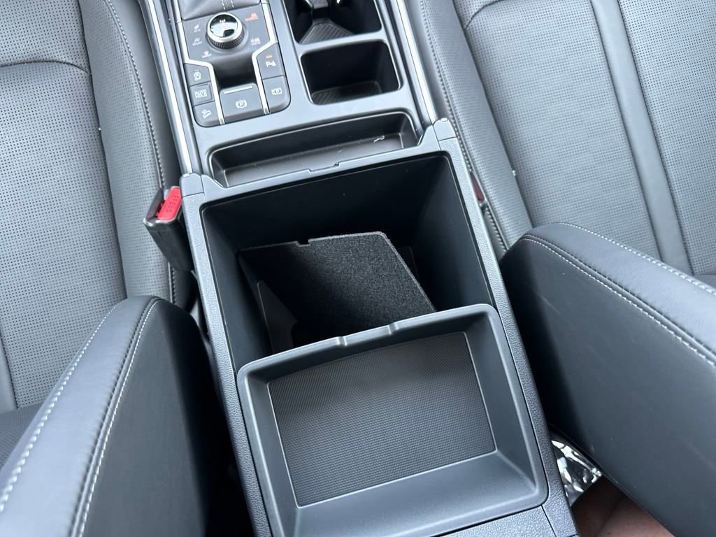 New 2025 Kia Sorento S image 30