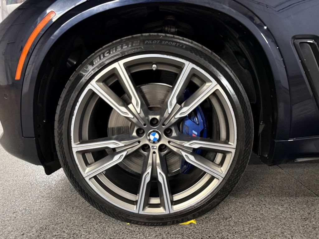 Used 2021 BMW X5 M50i w/ Premium Package AWD/4WD image 21