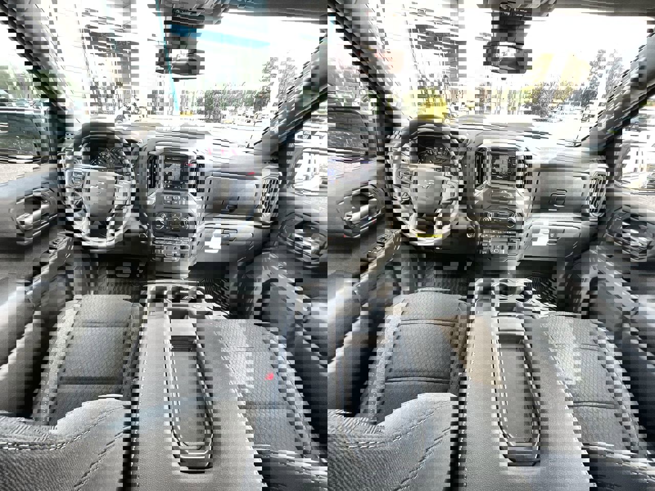 New 2026 Chevrolet Silverado 1500 Custom Trail Boss w/ LPO, Dark Essentials Package image 20