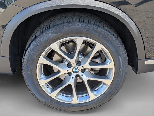Certified 2025 BMW X5 xDrive40i w/ Premium Package image 25