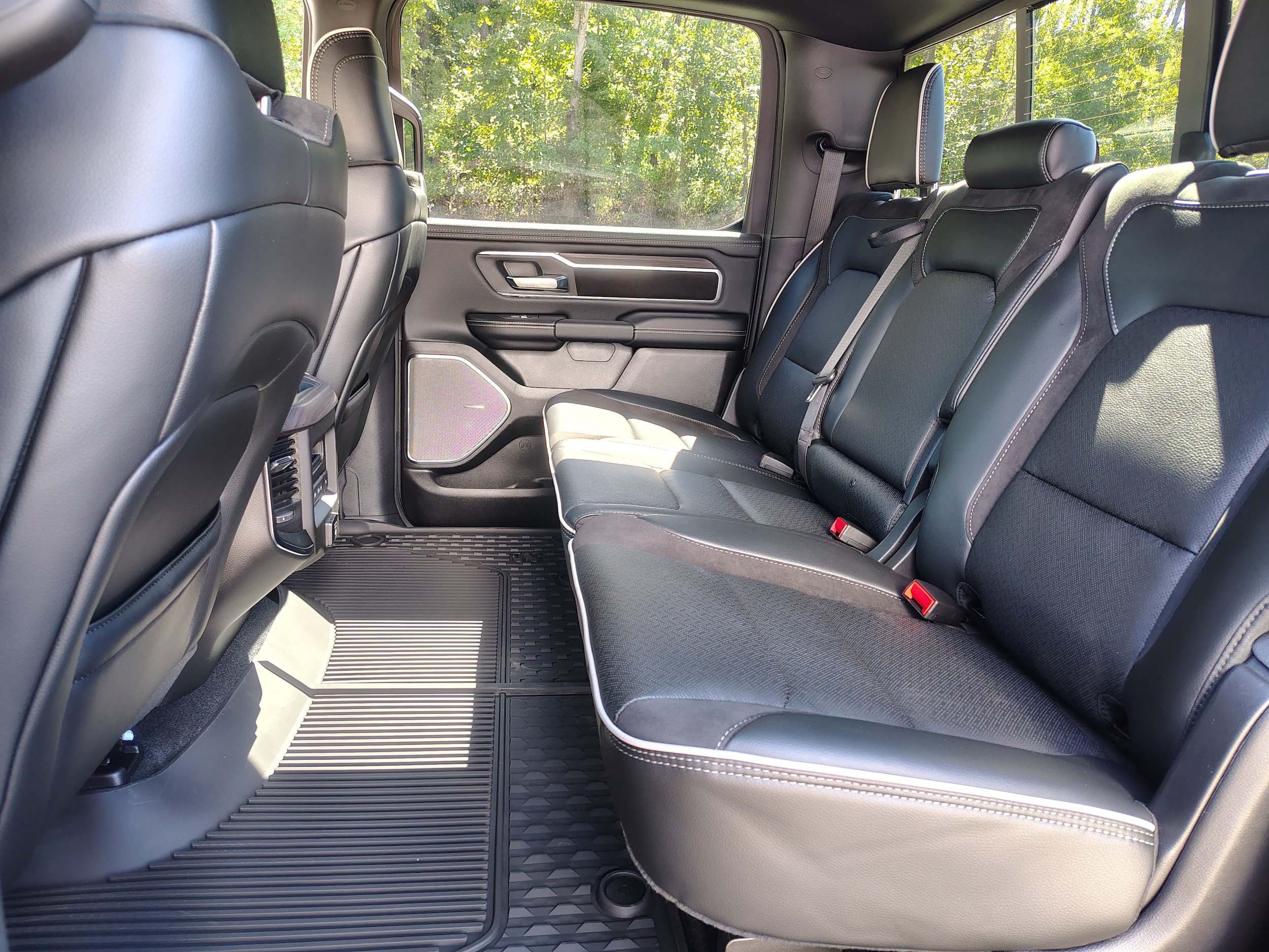 New 2027 RAM 1500 Laramie AWD/4WD image 26