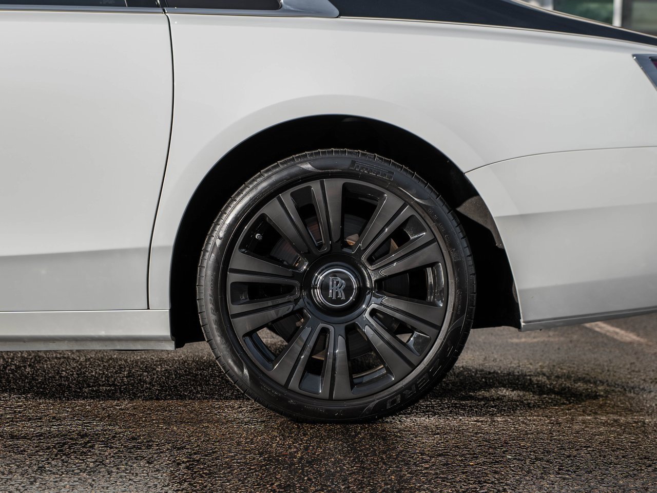 Used 2022 Rolls-Royce Ghost image 44