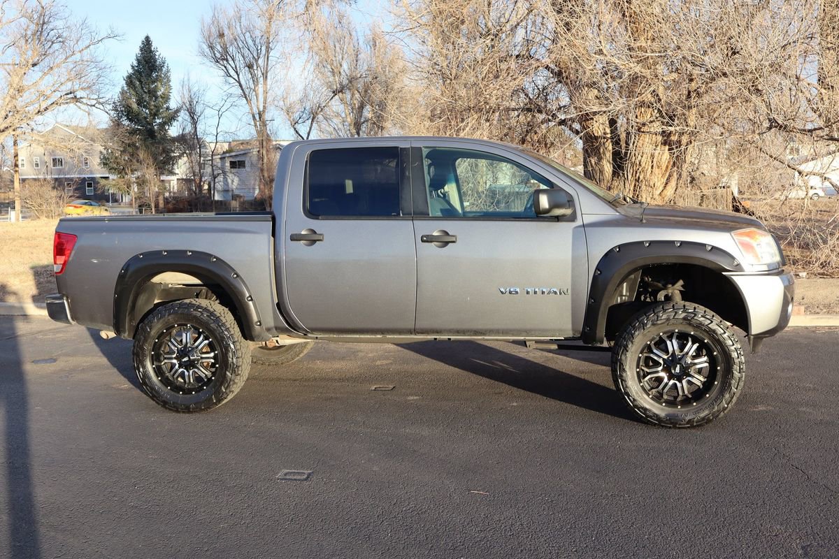 Used 2014 Nissan Titan S image 3