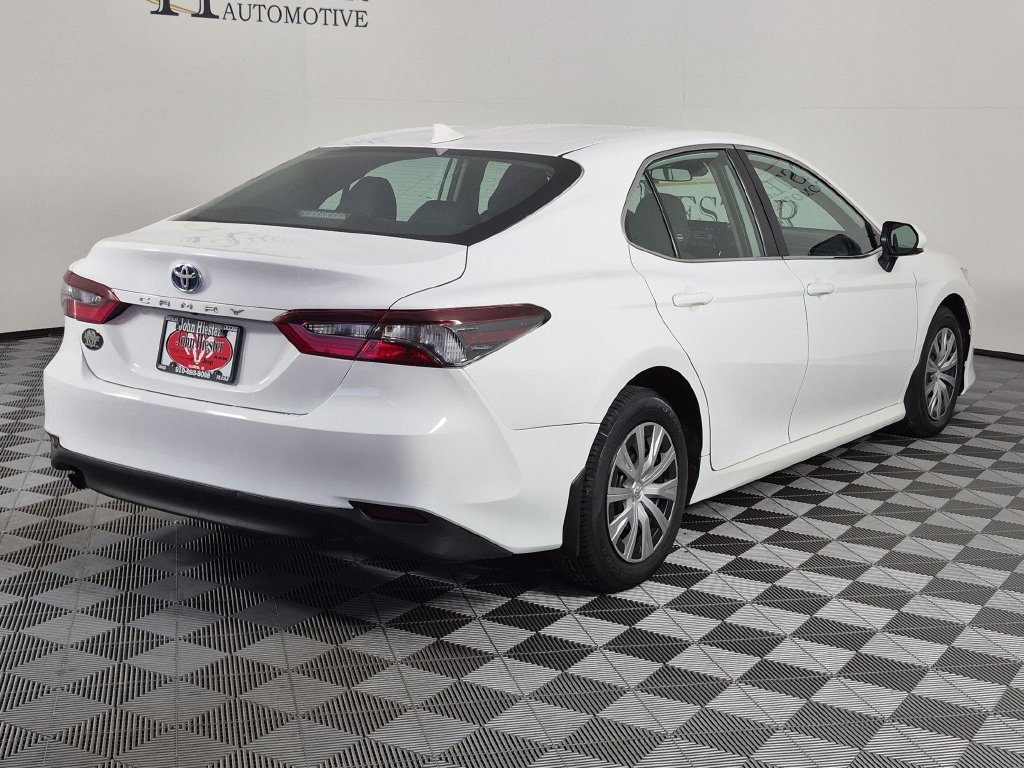 Used 2023 Toyota Camry LE FWD image 4