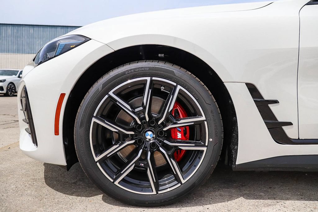 New 2026 BMW i4 eDrive40 w/ M Sport Package RWD image 13