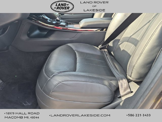 Used 2023 Land Rover Range Rover Sport SE AWD/4WD image 12
