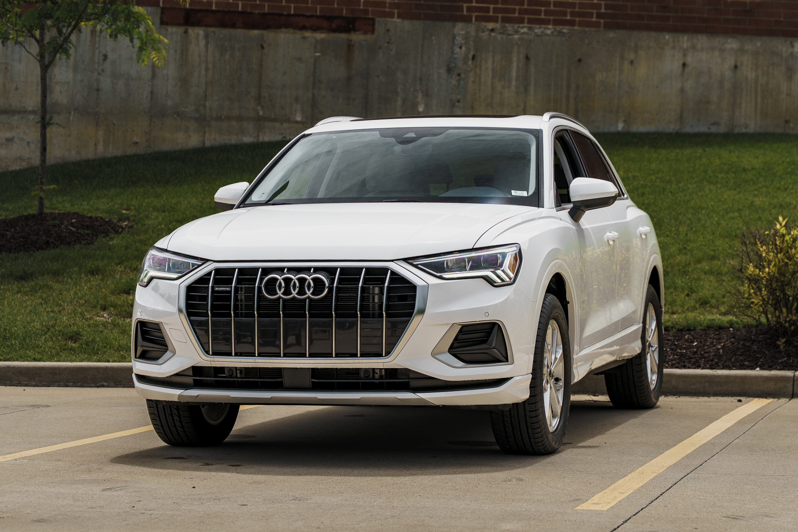 Used 2023 Audi Q3 2.0T Premium w/ Convenience Package AWD/4WD image 7