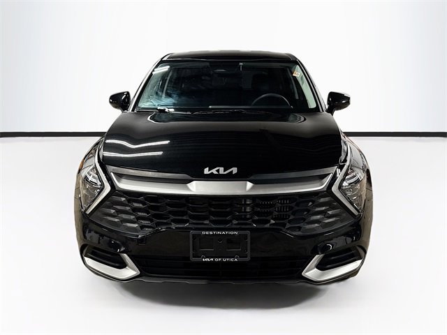 Used 2023 Kia Sportage LX image 2