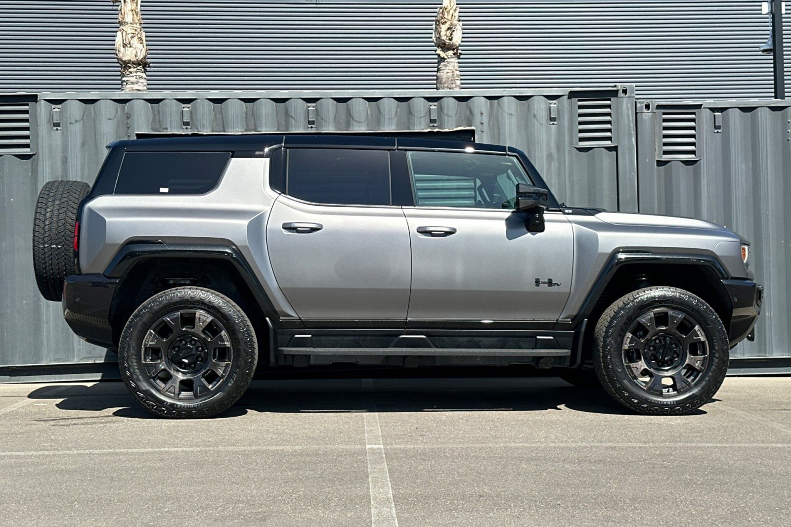 Used 2026 GMC Hummer EV 3X w/ Carbon Fiber Edition Package AWD/4WD image 9