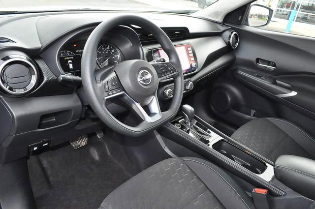 Used 2024 Nissan Kicks SV image 9