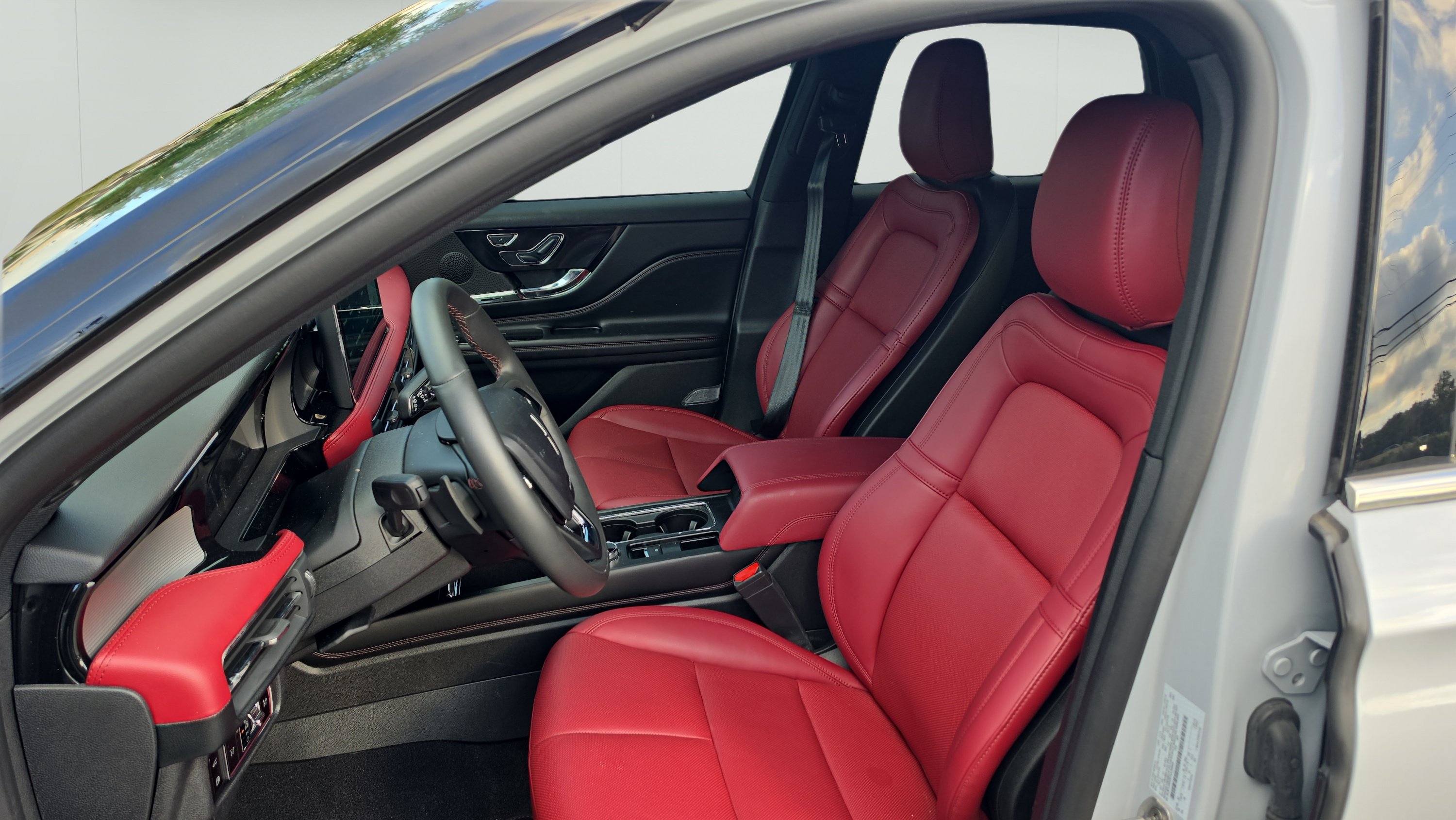 Used 2026 Lincoln Corsair Grand Touring AWD/4WD image 9