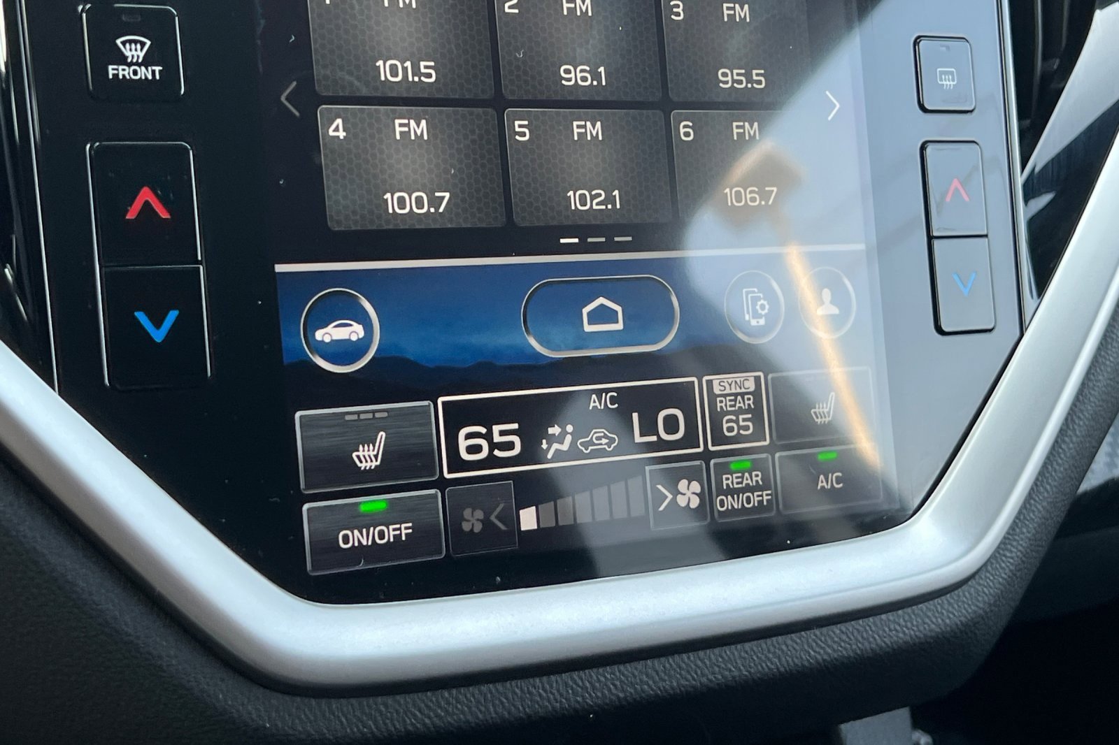 Used 2023 Subaru Ascent Premium w/ Convenience Package image 18