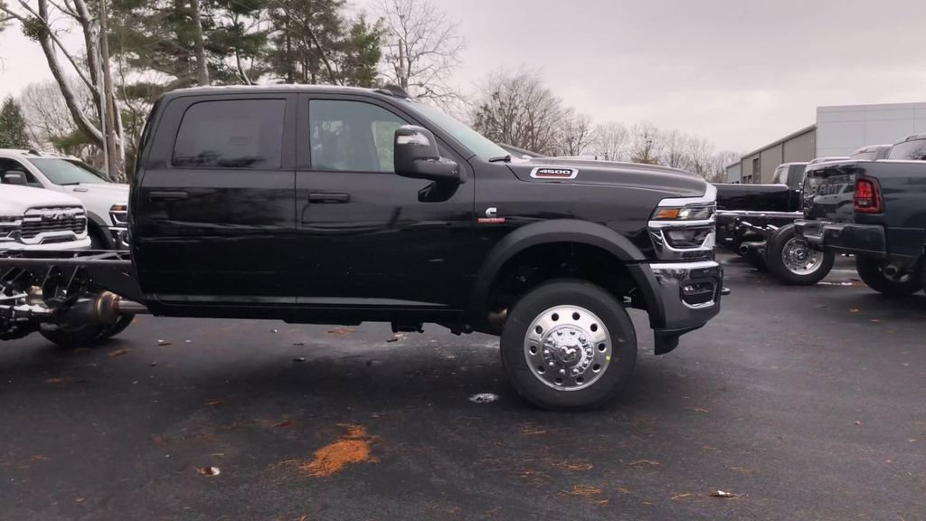 New 2026 RAM 4500 Tradesman w/ Chrome Appearance Group AWD/4WD image 9