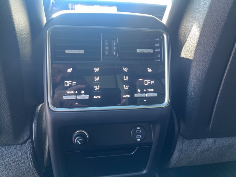 Used 2021 Porsche Cayenne E-Hybrid AWD/4WD image 25