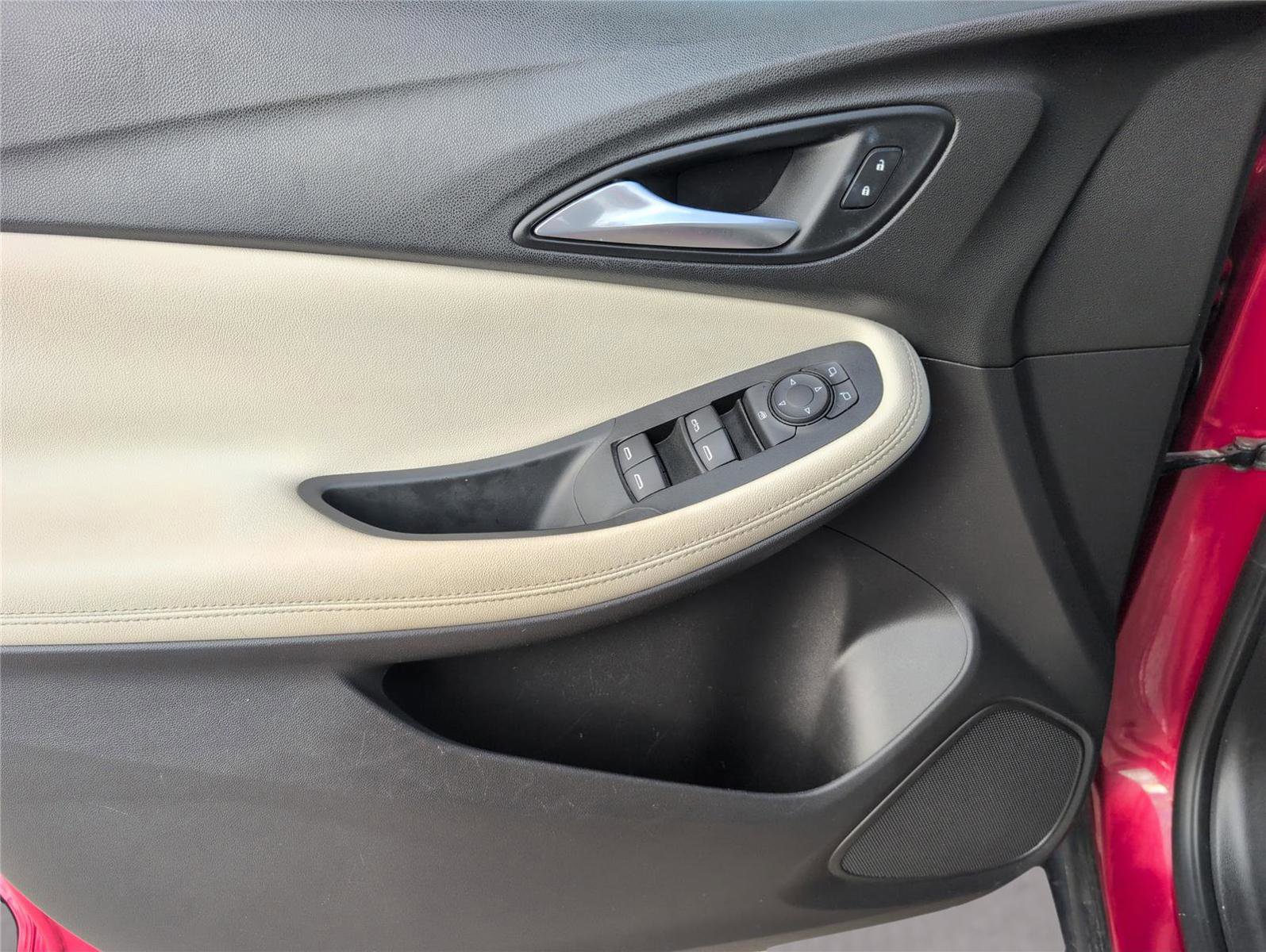 Used 2020 Buick Encore GX Preferred image 29