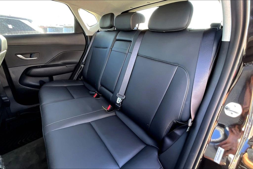 New 2026 Hyundai Kona SEL Premium FWD image 18