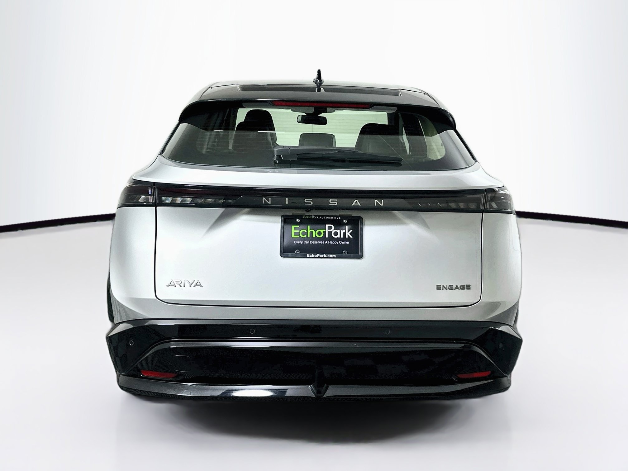 Used 2023 Nissan Ariya FWD image 7