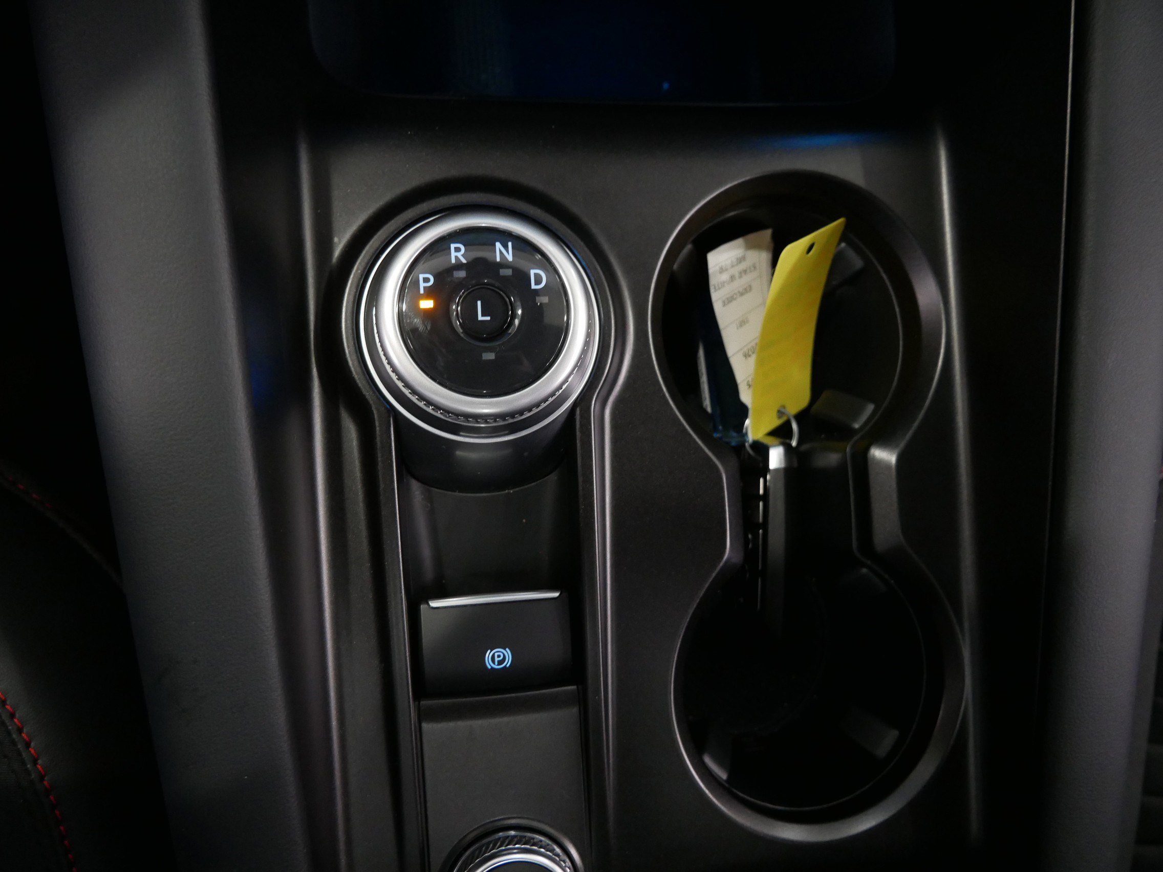 Used 2026 Ford Explorer ST-Line w/ ST-Line Street Pack image 24