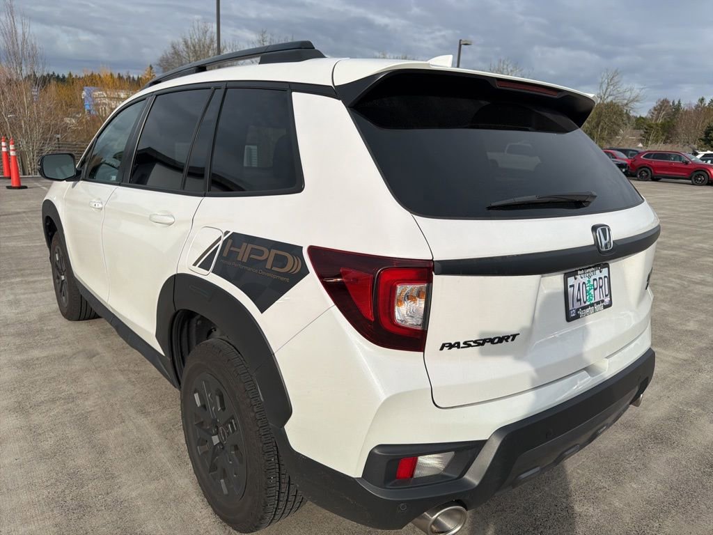 Used 2023 Honda Passport TrailSport image 6