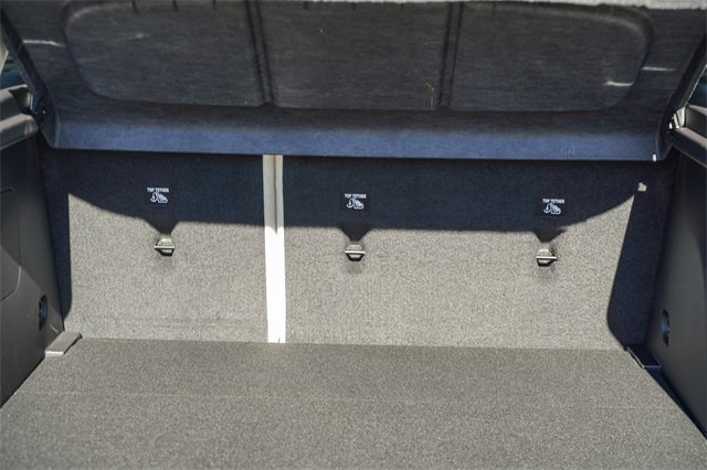 Used 2024 Buick Encore GX Avenir w/ Avenir Technology Package image 27