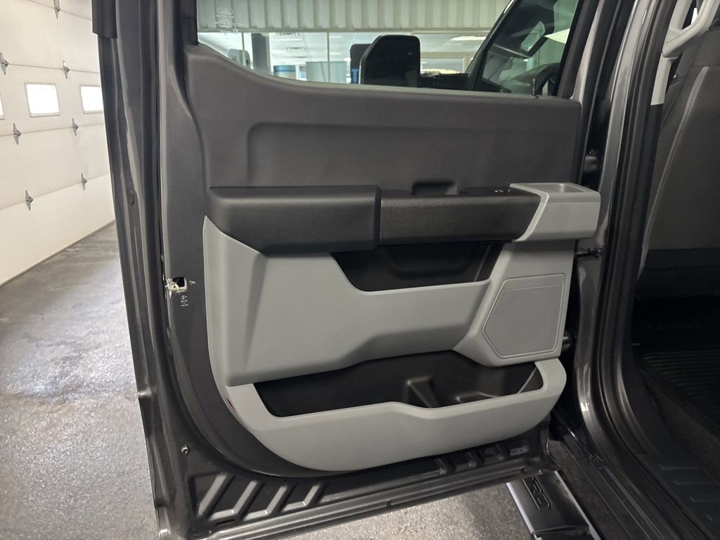 New 2026 Ford F250 XL w/ XL Off-Road Package image 30
