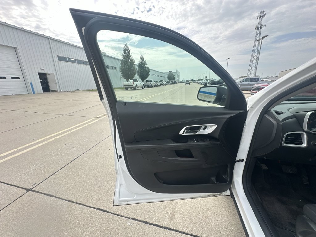 Certified 2016 Chevrolet Equinox LS FWD image 21