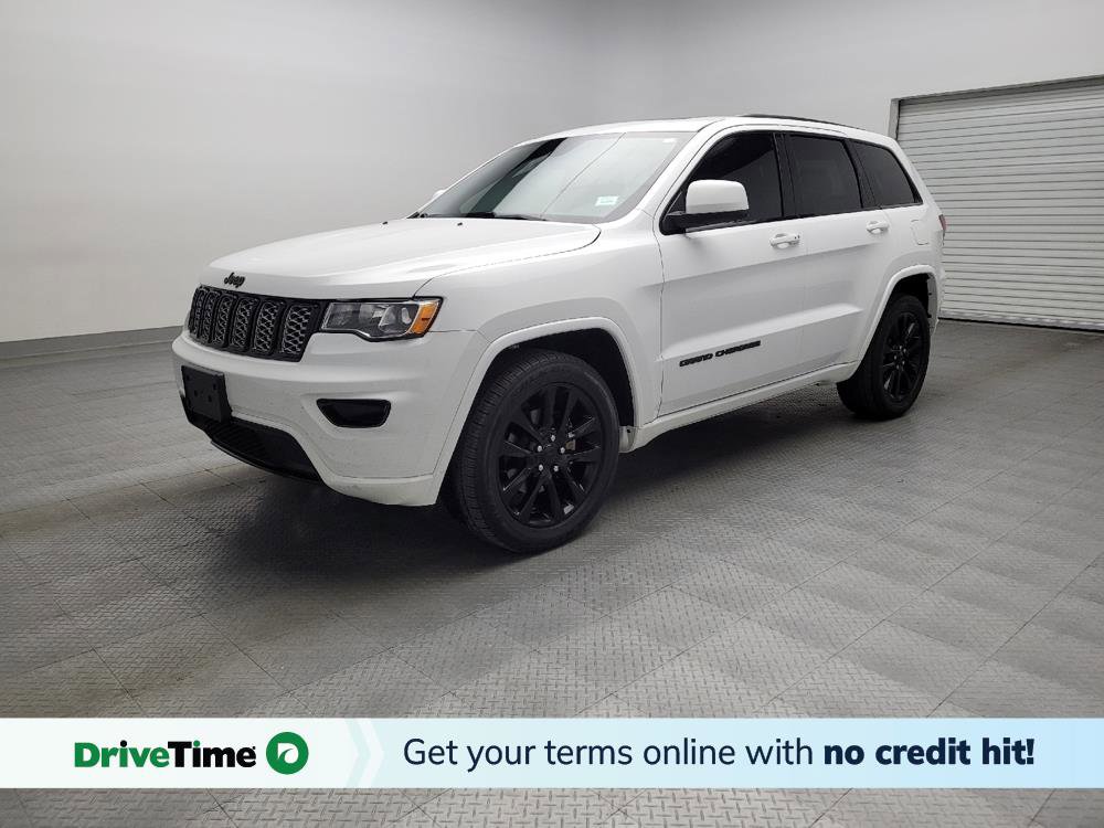 Used 2018 Jeep Grand Cherokee Altitude RWD image 1