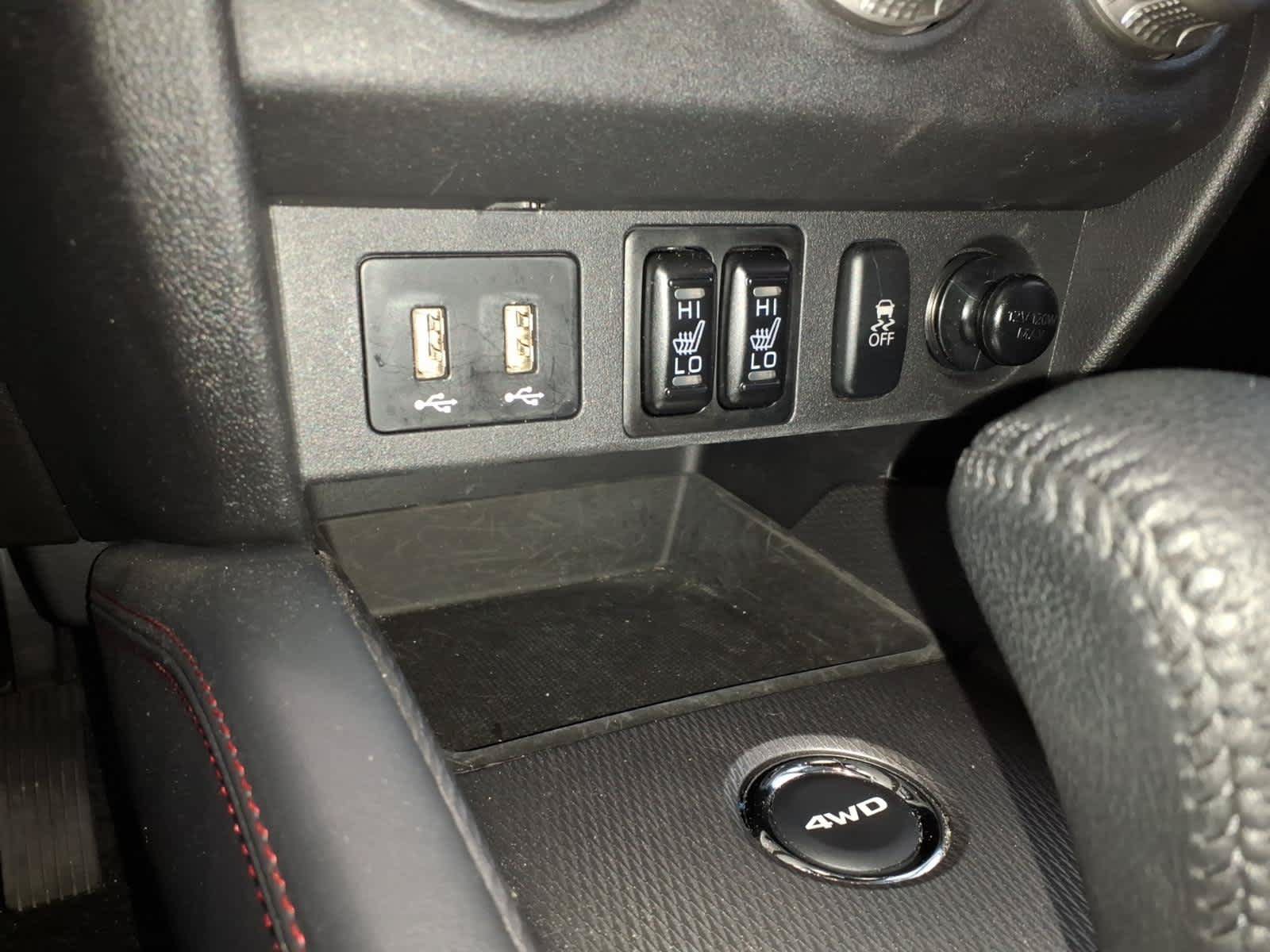 Used 2024 Mitsubishi Outlander Sport SE AWD/4WD image 22