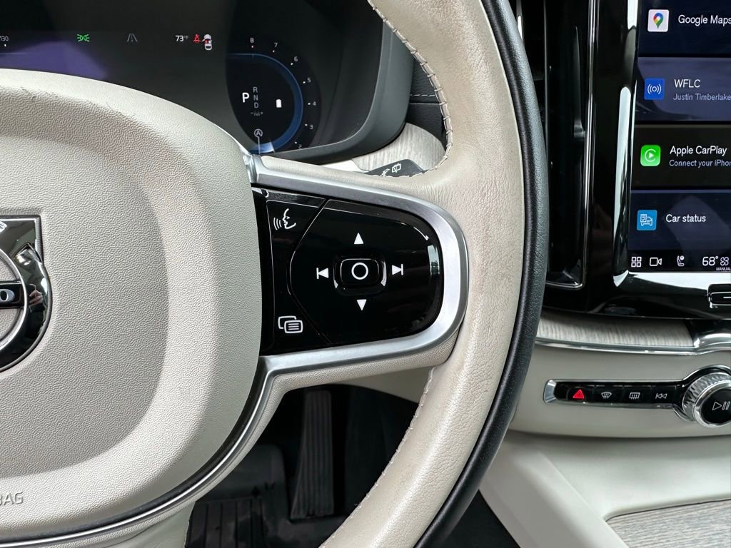 Used 2023 Volvo XC60 B5 Ultimate w/ Protection Package Premier image 17