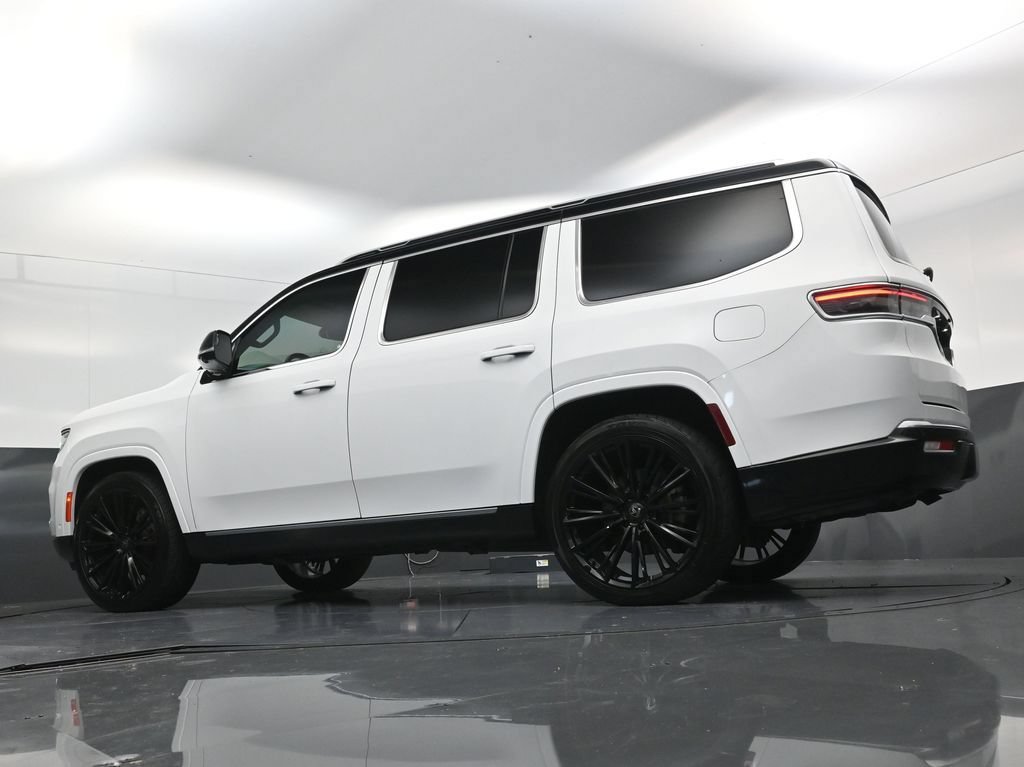 Used 2022 Jeep Grand Wagoneer Series I AWD/4WD image 22