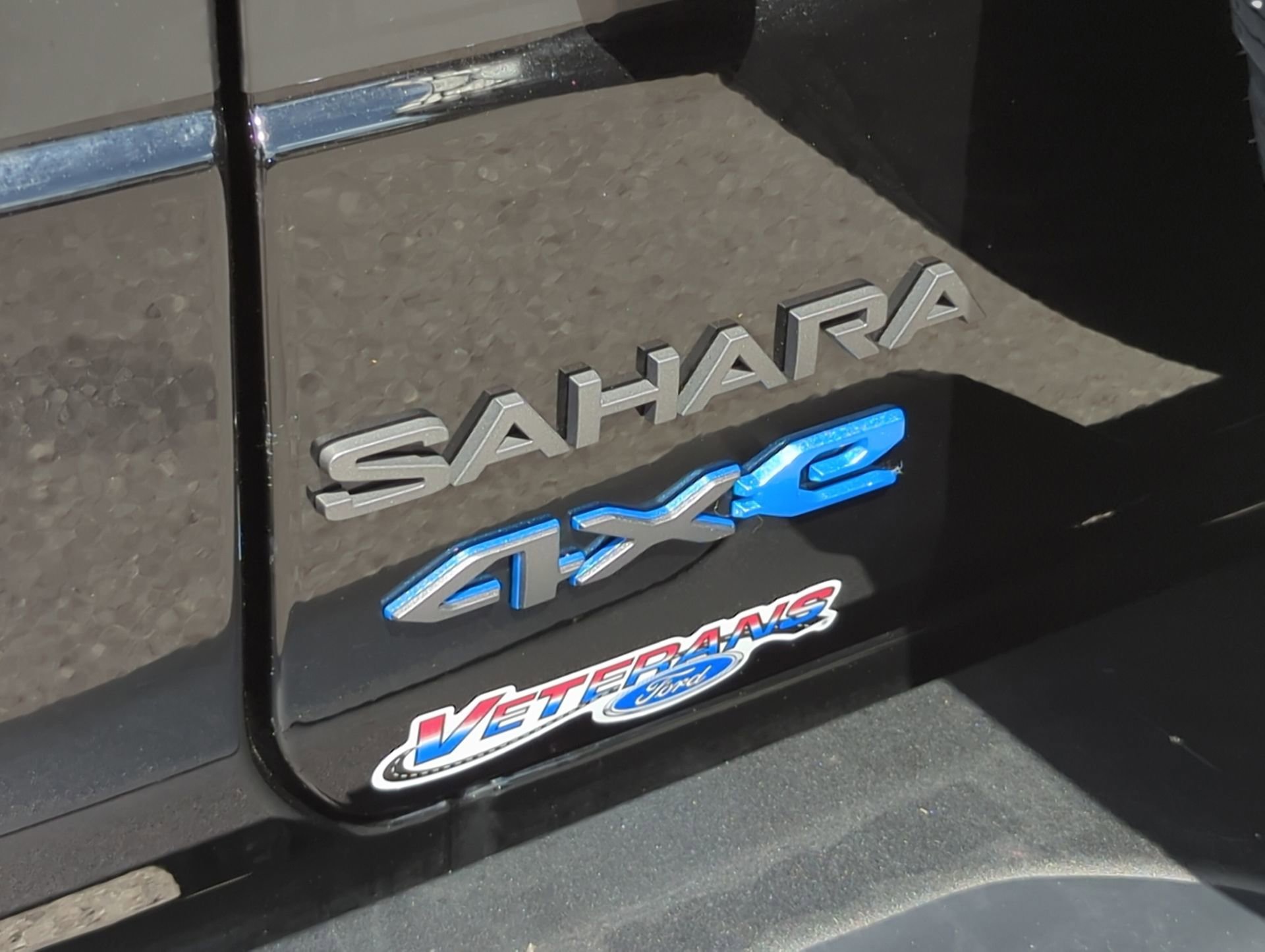 Used 2025 Jeep Wrangler Unlimited Sahara AWD/4WD image 47