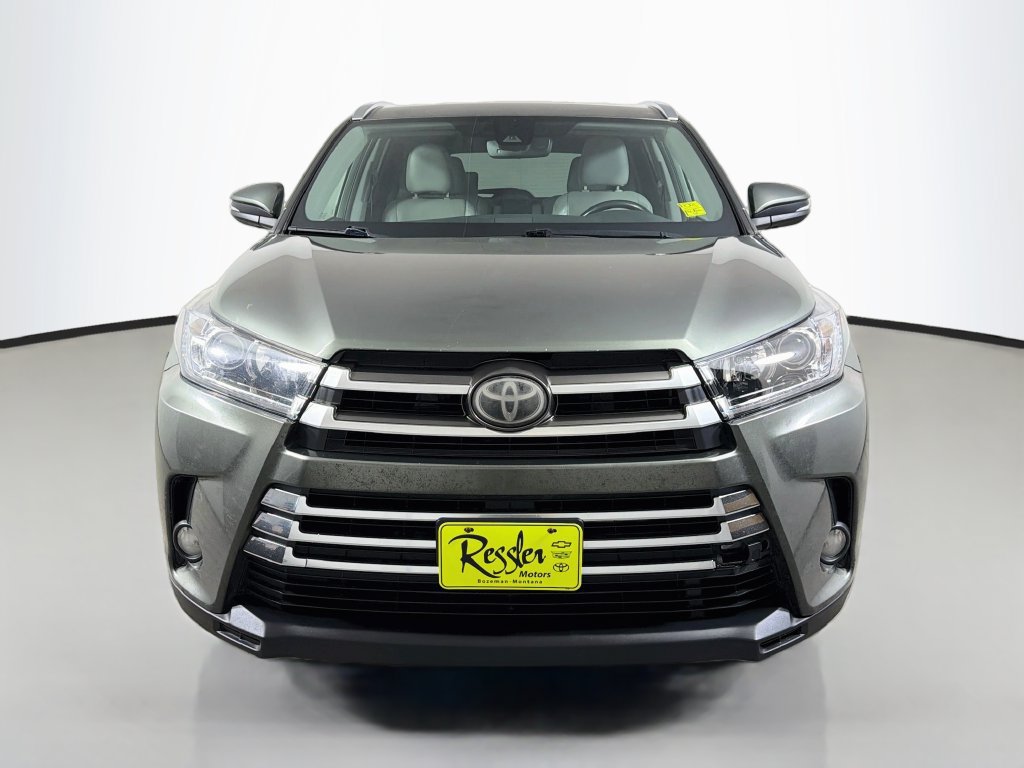Used 2018 Toyota Highlander Limited AWD/4WD image 2