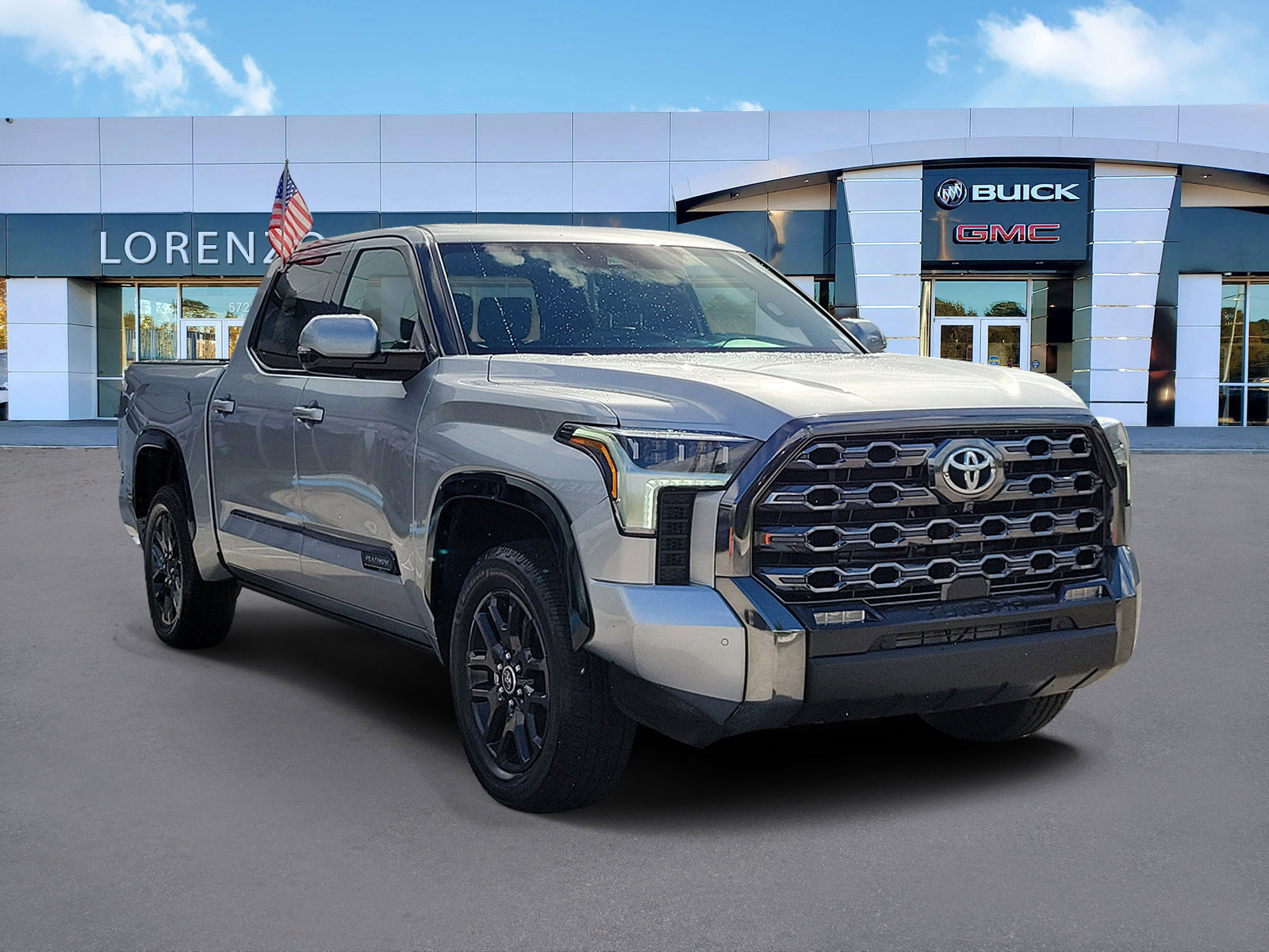 Used 2023 Toyota Tundra Platinum AWD/4WD image 3