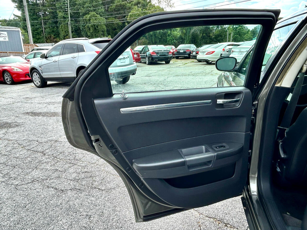 Used 2008 Chrysler 300 Touring w/ Comfort/Convenience Group image 12