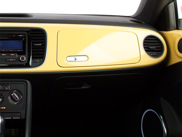 Used 2012 Volkswagen Beetle 2.0T FWD image 18