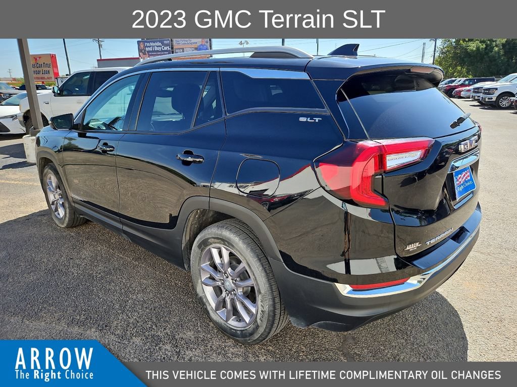 Used 2023 GMC Terrain SLT FWD image 8