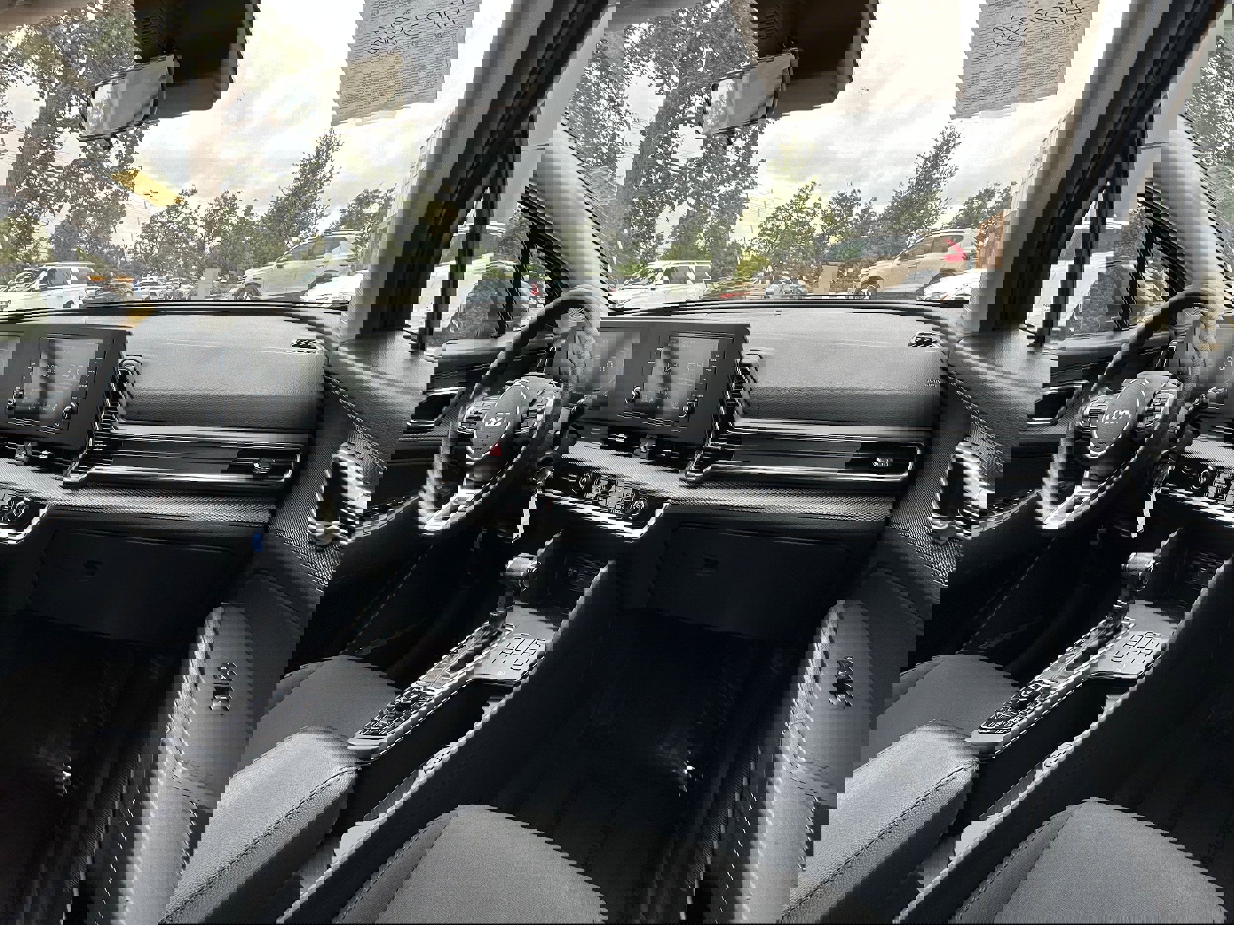 Used 2023 Kia Sportage LX image 13