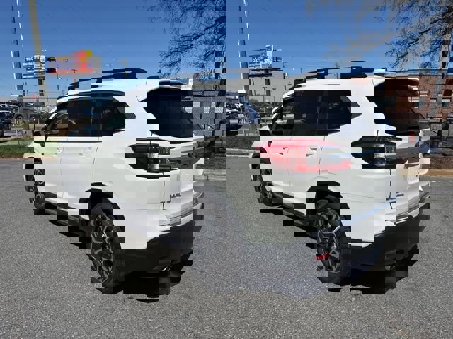 Certified 2025 Subaru Ascent Limited w/ Popular Package #1 image 5